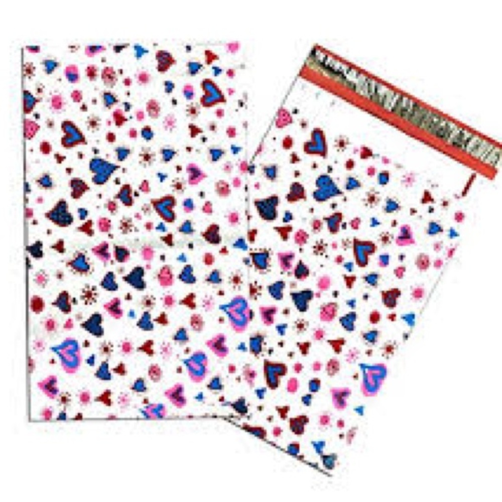 25 Heart Print Postal Mailers - Pink Blue Red Hearts